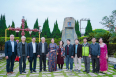 Cán bộ hưu trí PVChem khu vực phía Bắc thăm Khu lưu niệm Công trình khai thác dầu khí đầu tiên tại Việt Nam