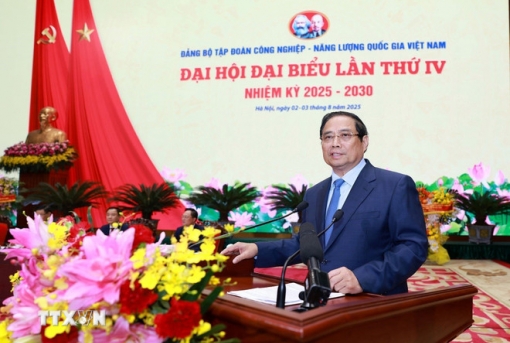Thủ tướng Phạm Minh Chính: Petrovietnam phấn đấu lọt Top 5 doanh nghiệp khu vực
